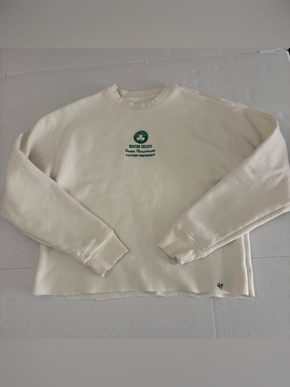 47 Boston Celtics  Women’s Cropped Sweatshirt Size S